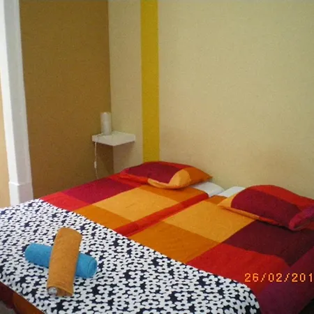 Amazing - Se/bairro Alfama Хостел Лиссабон